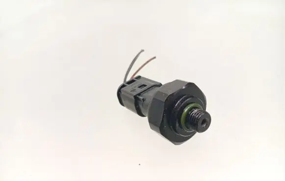 BMW 5 E60 E61 Air conditioning (A/C) pressure sensor 9141958