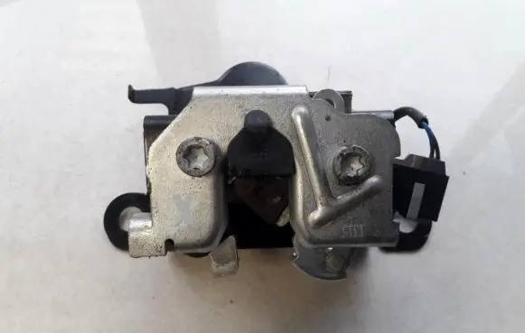 Saab 9-3 Ver2 Seat back rest lock catch 12797235