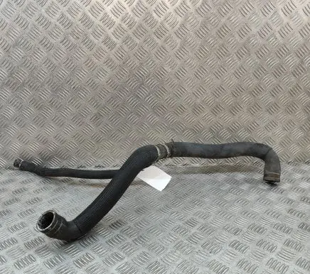 Maserati Ghibli Engine coolant pipe/hose 670001321