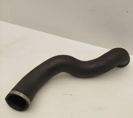 Volvo V70 Intercooler hose/pipe 30645937