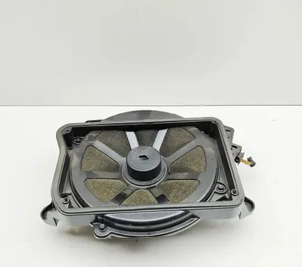 Audi A6 S6 C7 4G Subwoofer speaker 4G8035709