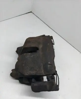 Jeep Grand Cherokee (WJ) Front brake caliper