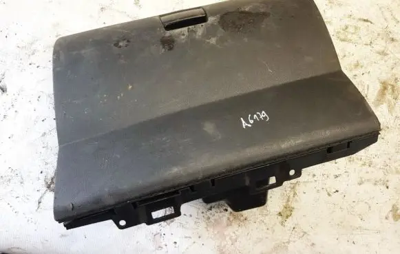 Citroen Berlingo Glove box 9680918677 04157t06