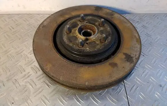 Toyota RAV 4 (XA50) Front wheel hub 