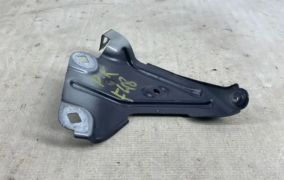 BMW X1 F48 F49 Fender mounting bracket 7351515