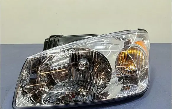 KIA Cerato Headlight/headlamp 2231122L