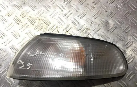 Mazda 626 Front indicator light