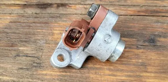 Subaru Outback Camshaft position sensor