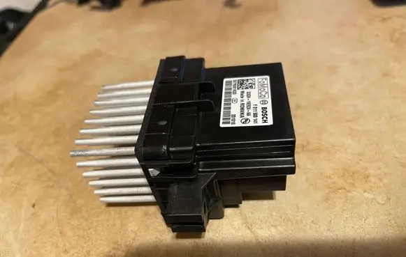 Ford Kuga III Heater blower motor/fan resistor G3GH19E624AA
