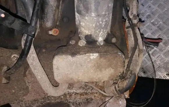 Opel Vectra B Oil filter cover 