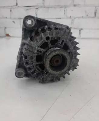BMW 3 E90 E91 Generator/alternator FG18S019 2543461C 7802261