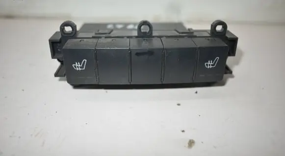 Mercedes-Benz A W169 Seat heating switch 1698208510