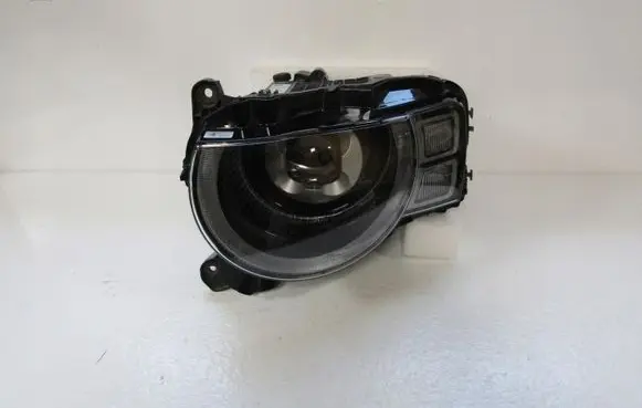 Land Rover Defender Headlight/headlamp