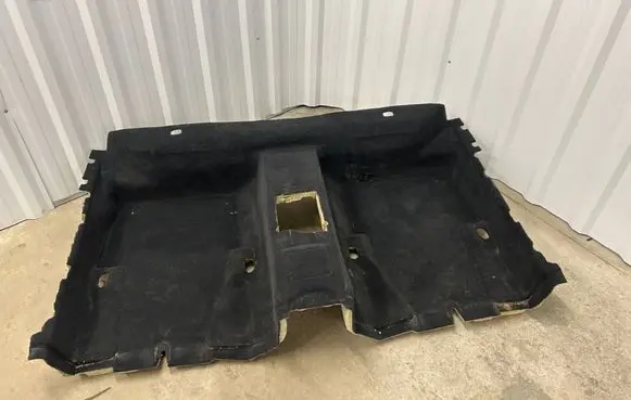 BMW 3 E46 Rear floor carpet liner 51478213978 8213978