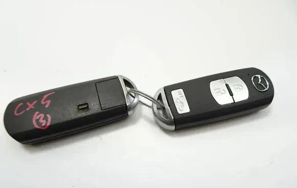 Mazda CX-5 Ignition key/card LKE13E01 CBB9Y07