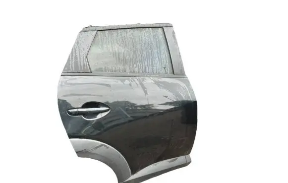 Mazda CX-3 Rear door