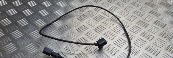 Volkswagen PASSAT B5.5 Camshaft position sensor 038906433A