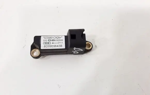 Audi A4 S4 B5 8D Airbag deployment crash/impact sensor