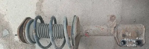 Toyota Avensis T220 Front shock absorber/damper