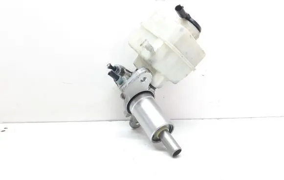BMW 5 F10 F11 Master brake cylinder 6782289 34336782289