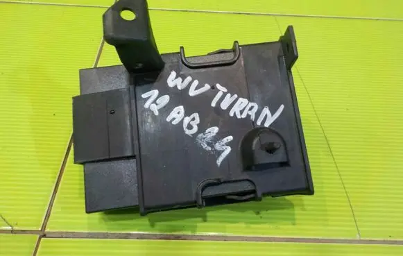 Volkswagen Touran I Central body control module 1K0959433BT 12AB24