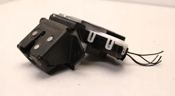 Mazda 2 Tailgate/trunk/boot lock/catch/latch 