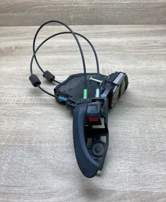 Mazda 6 Front door lock 6030214
