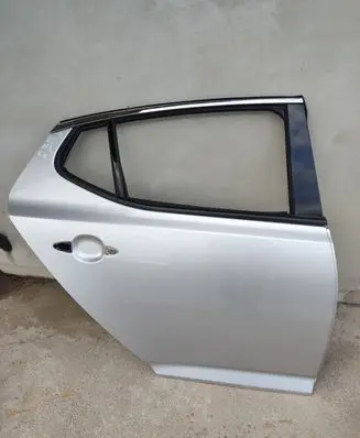 KIA Optima Rear door