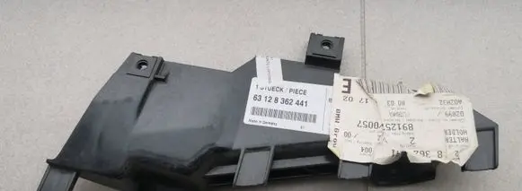 BMW 5 E39 Headlight/headlamp mounting bracket 63128362441 8362441