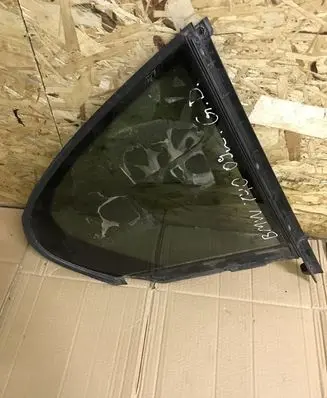 BMW 7 F01 F02 F03 F04 Rear vent window glass 71776564444258