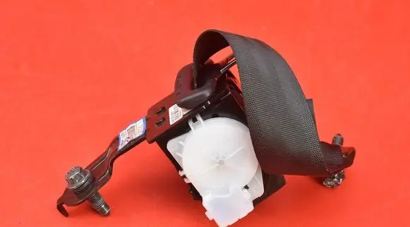 Hyundai i40 Front seatbelt 89810-3Z100RY