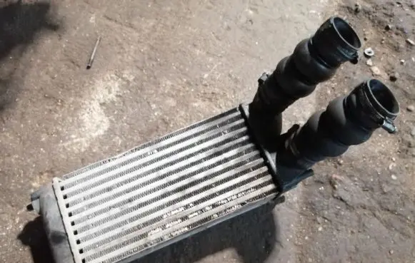 Citroen C4 I Picasso Intercooler radiator 9656503980