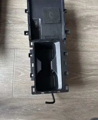 Hyundai IONIQ 6 Wireless charging module 95560KL001 84632KL900