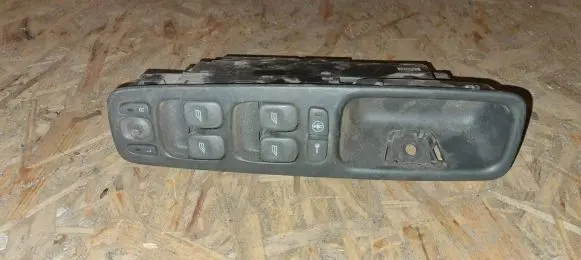 Volvo V70 Electric window control switch