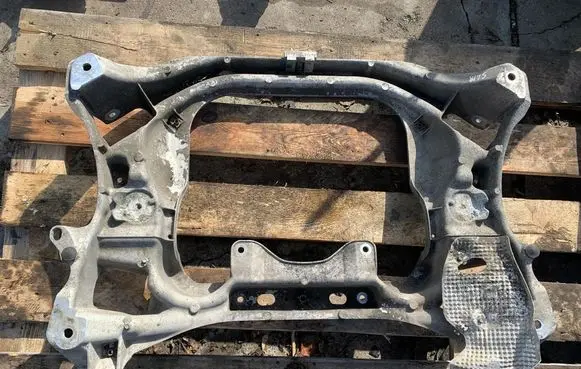 Mercedes-Benz CL C215 Front subframe A2156280057