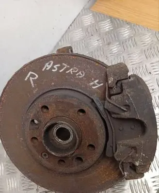Opel Astra H Front wheel hub spindle knuckle 1617430