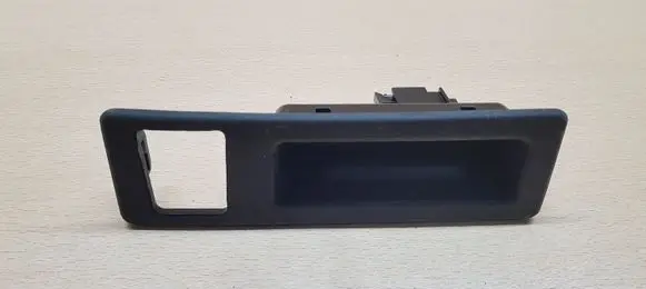 BMW 4 F32 F33 Tailgate/trunk/boot exterior handle 7368753
