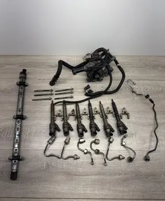 BMW 3 F30 F35 F31 Fuel injection system set 7823463