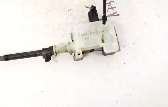Volvo V70 Central locking motor 