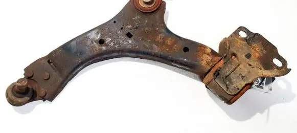 Volvo XC70 Front lower control arm/wishbone 