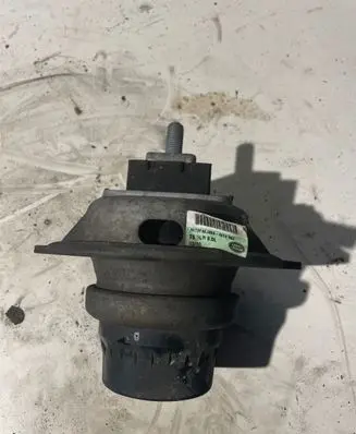 Land Rover Discovery 4 - LR4 Engine mount bracket AH226A0J3BA T5V6D30L 4518082