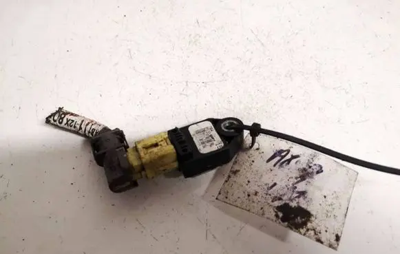 Toyota Corolla E140 E150 Airbag deployment crash/impact sensor 8917302050 89173-02050