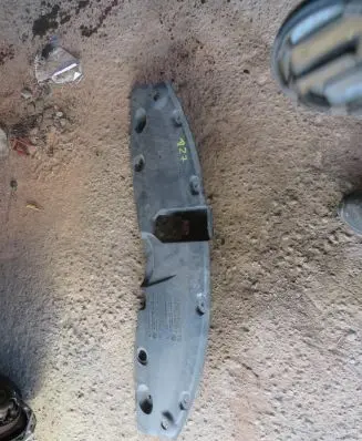 Toyota Avensis T270 Engine bonnet/hood lock trim molding 5328905020