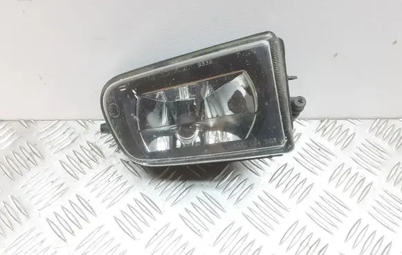 BMW 5 E39 Front fog light 37020999