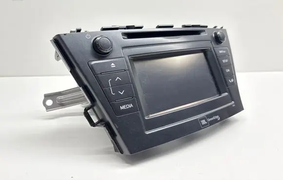 Toyota Prius+ (ZVW40) Radio/CD/DVD/GPS head unit 8614047170 10R030232