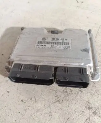 Skoda Fabia Mk1 (6Y) Engine control unit/module 038906012AN 28SA4486 0281010107