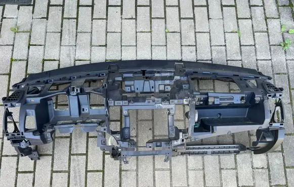 Peugeot 4007 Dashboard