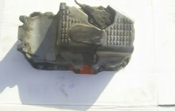 Volkswagen Golf V Oil sump