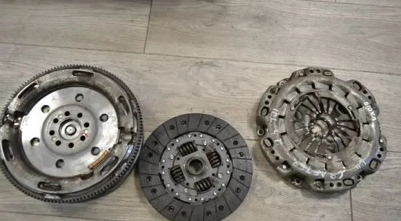 Volkswagen Crafter Clutch set kit F4200
