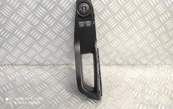 Ford Fiesta Electric window control switch C1BT14A132AA